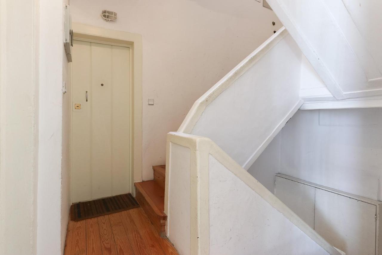 ליסבון Charming And Stylish Downtown Apt In XIX Century Building מראה חיצוני תמונה