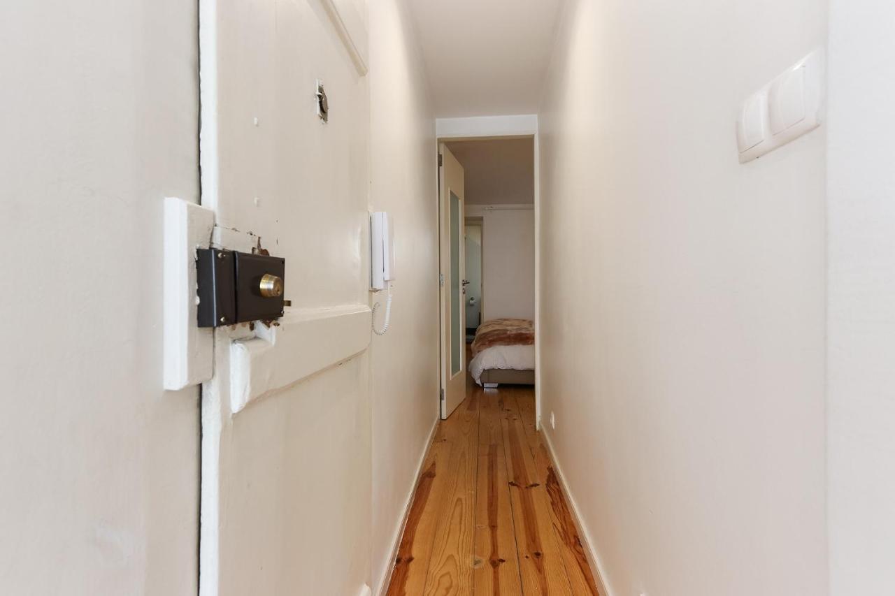 ליסבון Charming And Stylish Downtown Apt In XIX Century Building מראה חיצוני תמונה